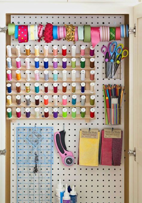 Craft Storage Closet, Kids Craft Storage, Craft Storage Drawers, Pegboard Storage, Mobile Craft, Sewing Room Inspiration, Trading Card Storage, Arts And Crafts Storage, Sewing Spaces