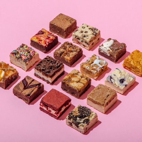 Brownie Shop, Best Food Gifts, Sweet Sixteen Gifts, Caramel Crunch, Box Brownies, Caramel Fudge, Brownie Points, Brownie Bites, Restaurants Food