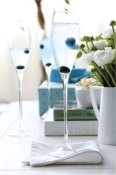 Deep blue tones really do exude a regal richness that's simply perfect for setting the tone for a gorgeous, fall or winter affair. It... Blueberry Wedding, Blueberry Cocktail, Cocktail Party Food, Holiday Cocktail Party, Blue Wedding Inspiration, Blue Cocktails, Champagne Cocktail, Champagne Toast, Wedding Drink