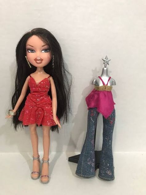 Bratz Passion 4 Fashion, Traditional Wedding Decor, Bratz Doll, Traditional Wedding, Wedding Decor, Jade, Wedding Decorations, Wonder Woman, Figurines