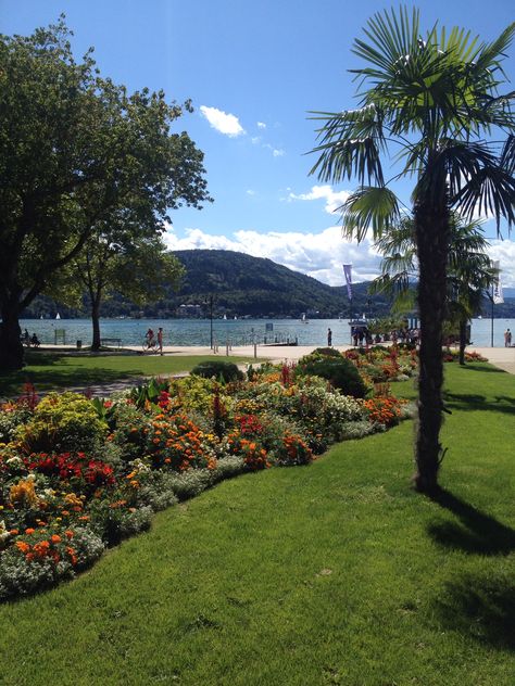 Lakeside park, Klagenfurt am Worthersee, #Austria Worthersee Austria, Klagenfurt Austria, Vision 2023, Lakeside Park, Klagenfurt, Europe Aesthetic, Travel Board, Lake Life, Week 1