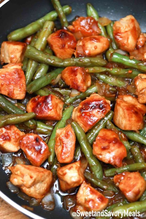 Panda Express String Bean Chicken Breast Copycat Panda Express Chicken And Green Beans, Panda Express String Bean Chicken, String Bean Chicken Recipe, String Bean Chicken, Panda Express Recipes, Volume Eating, Dipping Oil Recipe, Postpartum Meal, Takeout Recipes