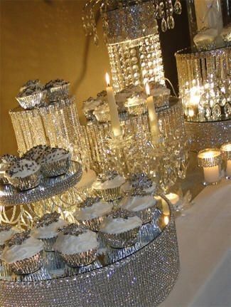 Christmas Banquet, Gold Weddings, Bling Party, Crystal Cake, Denim And Diamonds, Dekor Diy, Festa Party, Bling Wedding, Candy Table