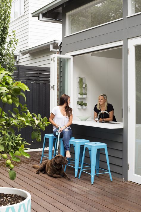 Stylist, Julia Treuel of Show Pony Interiors, has applied cool tones and a  classic aesthetic to create a little slice of Hamptons magic in metro  Melbourne. Kitchen Window Bar, Window Bars, Indoor Outdoor Kitchen, Pergola Ideas, Grey Exterior, Trendy Kitchen, Kitchen Window, Outdoor Bar, House And Home Magazine