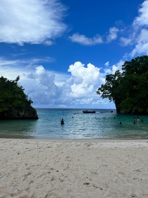 Frenchman’s Cove, Portland, Jamaica 🇯🇲 Portland Jamaica, Jamaica, Portland