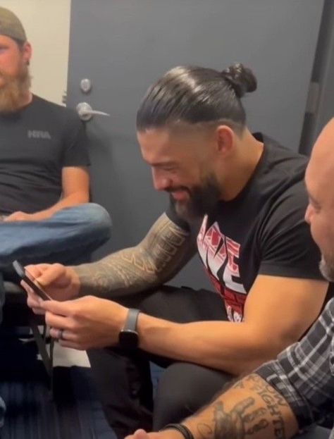 Roman Reigns Tattoo, John Cena And Nikki, Roman Reigns Family, Roman Reigns Smile, Roman Reigns Shirtless, Roman Reigns Wwe Champion, Canadian Football League, Romans 3, Wwe Superstar Roman Reigns