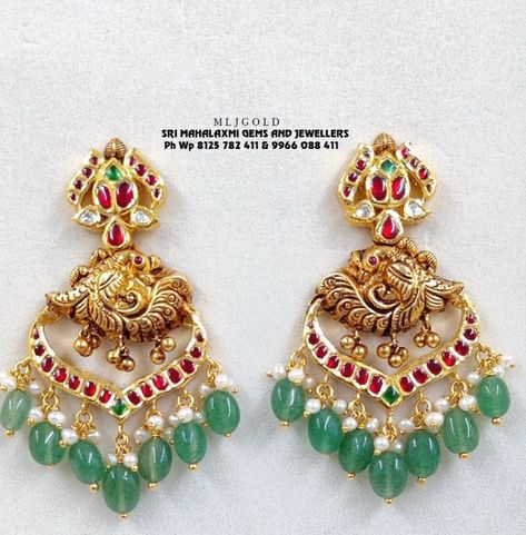 Travelling some more is worth for jewellery shopping. Presenting here some kundan work beautiful earrings. 
Visit us for best wedding jewellery designs at most competitive prices. Video call no 990 990 3063 and 8179 684 334
#earrings #goldsets #mahalaxmijewellers #bridaljewellery Mango Mala Jewellery, Temple Jewellery Jhumkas, Kids Gold Jewelry, Wedding Jewellery Designs, Kundan Jewellery Bridal, Kundan Work, Antique Necklaces Design, Gold Jewelry Outfits, Gold Jewelry Simple Necklace