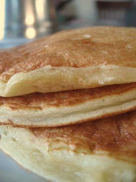 cookin' up north: Greek Yogurt Pancakes Ww 1 Point Pancakes, 1 Point Pancakes Weight Watcher Recipes, Ww Pancakes Weight Watchers, Fat Free Greek Yogurt Recipes, One Point Pancakes, Weight Watchers Pancakes, Ww Breakfast, Plats Weight Watchers, Greek Yogurt Pancakes