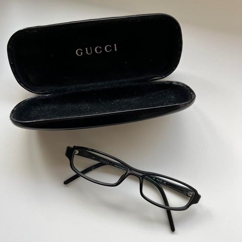 Hysteric Glamour 90s, Mens Accessories Vintage, Geek Chic Fashion, Gucci Glasses, Cute Glasses, Fashion Eye Glasses, Devil Wears Prada, Vintage Wardrobe, Hysteric Glamour