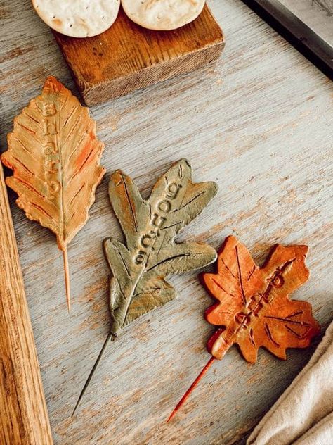 Clay Fall Decor, Fall Clay Ideas, Fall Tables, Maple Leaf Cookies, Media Kit Design, Happy Saturday Morning, Cheese Markers, Vintage Fall Decor, Air Clay