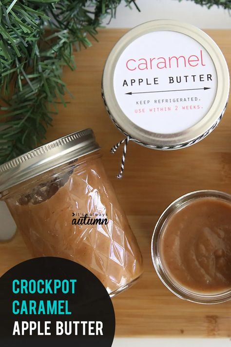 This caramel apple butter is easy to make in the crockpot and is delicious! It makes a beautiful DIY gift. Crockpot Caramel Apple, Crockpot Caramel, Caramel Apple Butter, Christmas Crockpot, Apple Butter Crock Pot, Caramel Apples Easy, Apple Butter Recipe, Easy Caramel, Butter Crock