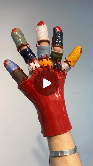 Oscar Wilder on Instagram: "Ceramic Hand (sound on) Terracotta clay and a mix of different glazes!   #ceramic #terracotta #ceramicssculpture #ceramichandmade #ceramicglaze #kineticsculpture #wearableart #wearableceramics #ceramicarmor #visualart" Ceramic Terracotta, Terracotta Clay, Kinetic Sculpture, Ceramic Hand, Sculpture Clay, Abstract Sculpture, Character Designs, Ceramic Pottery, Wearable Art