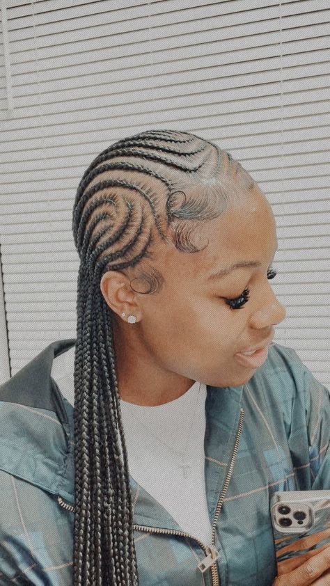 Braided Hairstyles Cornrows, Hairstyles Cornrows, Styles For Black Women, Bookings Available, Cornrows Natural Hair, Cornrows Braids For Black Women, Fancy Braids, African American Beauty, Braided Hairstyles For Black Women Cornrows