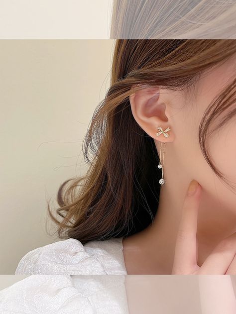 Yellow Gold Fashionable   Zinc Alloy  Earring Jacket Embellished   Jewelry Anting Korean Style, Pretty Jewellery Earrings, Fancy Earrings Gold, Korean Jewelry Earrings, Simple Earing, Earring Model, Simplistic Jewelry, Earring Jacket, Simple Gold Earrings