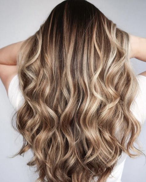 Golden Brown And Blonde Highlights, Blonde Multi Tone Highlights, Autumn Hair Colours 2022, Caramel Highlights Dirty Blonde Hair, Yellow Highlights In Brown Hair, Chestnut Brown Hair With Blonde Highlights, Yellow Blonde Balayage, Brown Vs Blonde Hair, Brown Yellow Hair