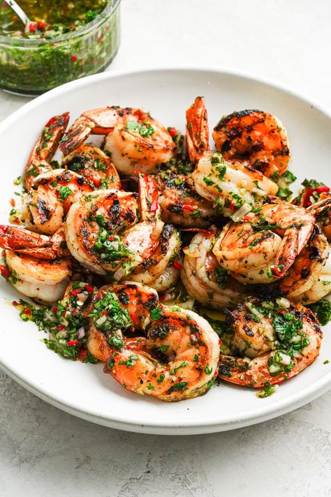 Light And Fresh Dinner Recipes, Argentinian Appetizers, Argentinian Shrimp Recipe, Argentinian Shrimp, Chimichurri Shrimp, Girls Trips, Weekday Dinner, Prawn Recipes, Breakfast And Brunch