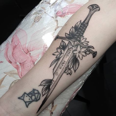 Lotr Swords Tattoo, Narsil Tattoo With Flowers, Lord Of The Rings Flowers, Lotr Flowers, Lotr Tattoo Sleeve, Dagger Flower Tattoo, Queen Of Swords Tattoo, Small Lotr Tattoos, Narsil Tattoo