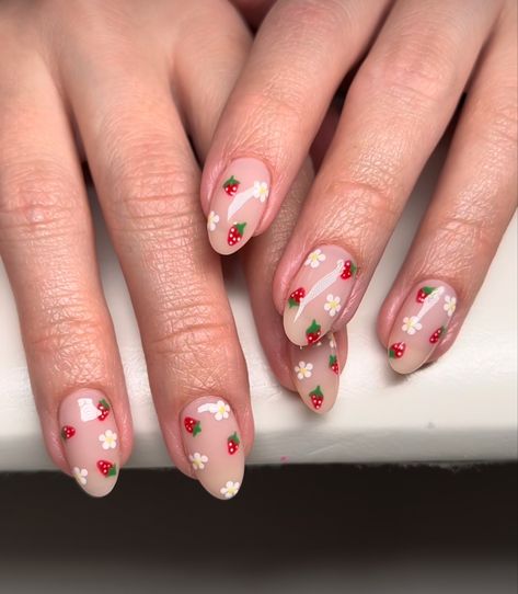 Colourful Nails Acrylic, Nail Trends Almond, Summer Nails Chrome, Nails Colourful, Nails French Manicure, Nails Metallic, Strawberry Nails, Art Design Inspiration, Nails Sparkly