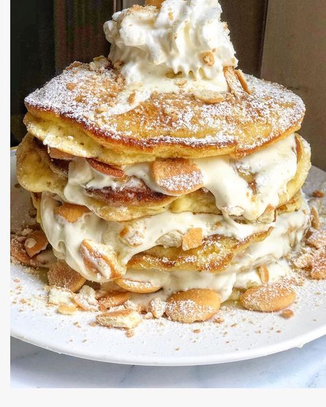 Danni Rose on Instagram: “#swipeleft.. Hey yall!!! Im back with new recipes this week! Chile.. let me tell yall about these banana pudding pancakes!! This banana…” Banana Pudding Pancakes, Pudding Pancakes, Danni Rose, Sunday Dinners, Hey Yall, Sunday Dinner, Im Back, Banana Pudding, Aesthetic Food