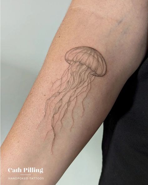 Wonderful to see you again Jo! Today we discovered that we both had our wedding parties at @talton_lodge near Stratford-Upon-Avon, 9 years apart. Small world! 😄 It was a dream to tattoo this delicate jellyfish.🪼Thanks Jo for your patience and chilled presence, as always. Fun fact : A group of jellyfish is called a 'bloom'. Going to remember that one in case it comes up in the pub quiz. Jellyfish Tattoo Men, Jelly Fish Tattoo Fine Line, Two Jellyfish Tattoo, Simplistic Jellyfish Tattoo, Jellyfish Tattoo Placement, Group Of Jellyfish, Detailed Jellyfish Tattoo, Italy Tattoo, Jellyfish Tattoo