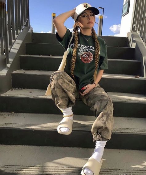 Girly Streetwear, Look Both Ways, Slides Outfit, Girls Streetwear, Streetwear Fits, Tomboy Style Outfits, Streetwear Fashion Women, Cute Swag Outfits, Tomboy Fashion