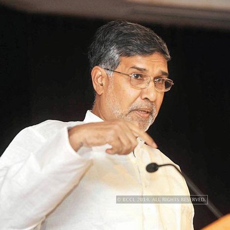 Kailash Satyarthi Kailash Satyarthi, Black And White People, Bollywood Photos, India People, White People, Chef's Jackets, Black And White, White, Quick Saves