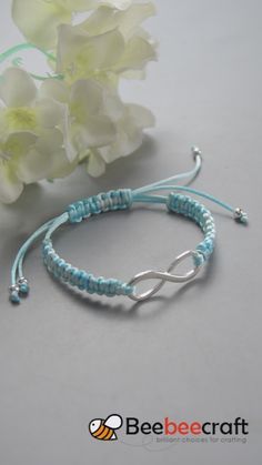 Diy Bracelets Video, Diy Bracelets With String, Projek Menjahit, Diy Friendship Bracelets Tutorial, Braided Bracelet Diy, Diy Bracelets Tutorials, Beads Craft Jewelry, Bracelets Handmade Diy, Bracelet Craft Diy