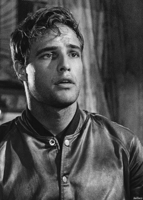 90s Actors, A Streetcar Named Desire, British Celebrities, Actors Male, Marlon Brando, The Best Films, Hot Actors, Celebrity Hairstyles, Best Actor