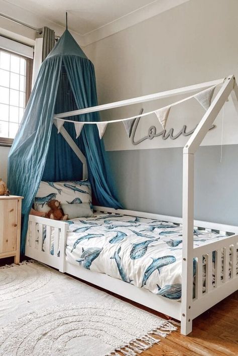 20 Coastal Kids Bedroom Decor Ideas » Lady Decluttered Toddler Ocean Room, Ocean Toddler Room, Coastal Kids Bedroom, Kids Boy Bedroom, Kids Bedroom Decor Ideas, Ocean Room Ideas, Ocean Kids Room, Shark Bedroom, Shark Nursery