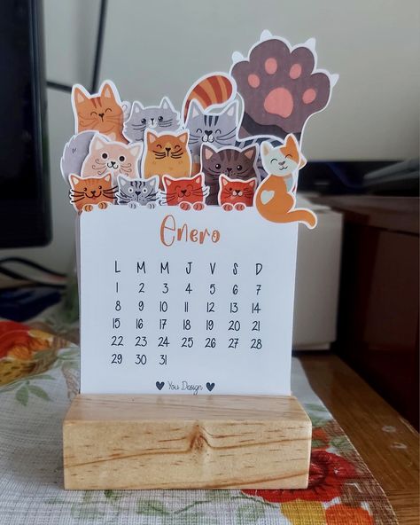 Creative Calendar, Calendar Craft, Idee Cricut, Diy Calendar, Diy Stationery, Diy Watercolor, Desk Calendar, Cricut Creations, Calendar Design