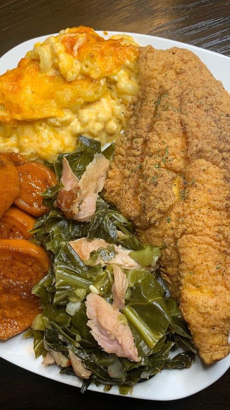 Soul Food Dinner Party, Soulaan Culture, Cook Collard Greens, Southern Cooking Soul Food, Soul Food Catering, Fried Catfish Recipe, Mac And Cheese Recipe Soul Food, Catfish Recipe, Cooking Soul Food