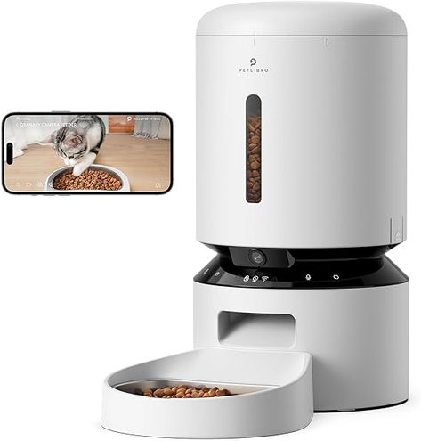 Smart APP Control: PETLIBRO automatic cat feeder is 5GHz and 2.4GHz WiFi-enabled, allowing you to program and monitor your pet's meals anywhere anytime through the PETLIBRO App for iOS and Android phones. You can set a feeding plan, and schedule feeding time, up to 10 meals per day with 1-50 portions per meal. Check the feeding logs to rest assured your pet gets fed on the set schedule. The feeder can be controlled from multiple family members. Automatic Cat Feeder, Automatic Feeder, Cat Feeder, Dog Feeder, Feeding Time, Wet Cat Food, Pet Care Tips, Pet Feeder, Croquettes