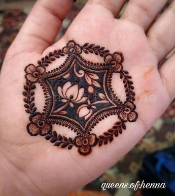 S Mehandi Design, Mehendi Designs Palm, Modern Mehndi Design, Modern Mehndi, Mehndi Designs Bridal Hands, Mehndi Designs For Kids, Mehndi Design Pictures, Simple Mehndi Designs Fingers, Very Simple Mehndi Designs