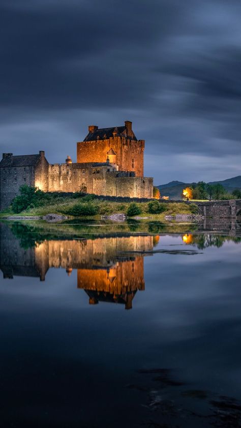 Eilean Donan Castle, World Most Beautiful Place, Eilean Donan, Castles In Scotland, Scotland Castles, Scottish Castles, Places In The World, Beautiful Castles, Dream Travel Destinations