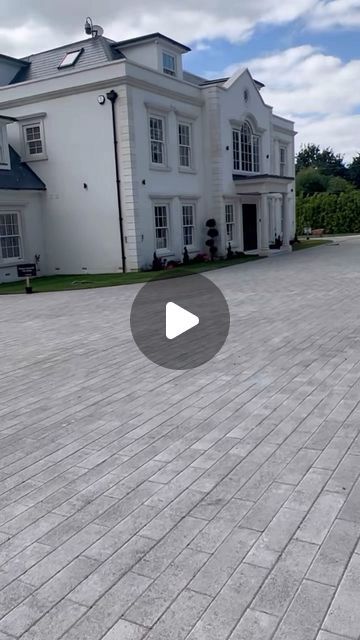 Mark and Michelle on Instagram: "Driveway complete…. Buzzing with the light grey we have chosen. Having the drive done makes it really start to feel like home!! For those that will ask, paving slabs come from @marshallsgroup and we are buzzing off them!! 
#driveway #home #prproduct #grey #happy" Drive Way Paving, Side Entry Garage Driveway, Pavers Driveway, Stamped Concrete Driveway, Modern Driveway, Paving Ideas, Long Driveways, Paver Driveway, Paving Slabs