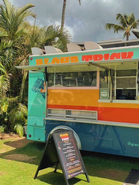 #food #foodtruck #recipe #dinner #chicken #aesthetic #wholesomeyum #hawaii #foodie #taco #tacos #maui Tropical Food Truck, Food Truck Aesthetic, Truck Aesthetic, Vegan Food Truck, Chicken Aesthetic, Tropical Food, Taco Truck, Hawaii Food, Dinner Chicken