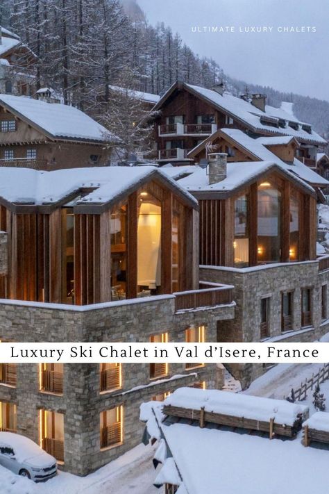 See the full listing for this stunning ski chalet on our website, where you can book your next luxury ski holiday to Val d'Isere. Stay in Etoile du Nord East Wing for the ultimate luxury experience... Luxury Ski Chalet Exterior, Ski Chalet Architecture, Modern Ski Chalet Exterior, Swiss Chalet Exterior, Ski Chalet Exterior, Alpine Interior Design, Modern Ski House, Winter Hotel, Ski Chalet Interior