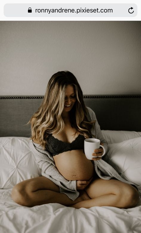 In home maternity shoot -Jill Hein Maternity Pictures Diy How To Take, Bedroom Maternity Photos, In Home Maternity Shoot, Home Maternity Shoot, Indoor Maternity Photos, Home Maternity Photography, Diy Maternity Photos, Pregnant Photography, Pregnancy Announcement Photoshoot