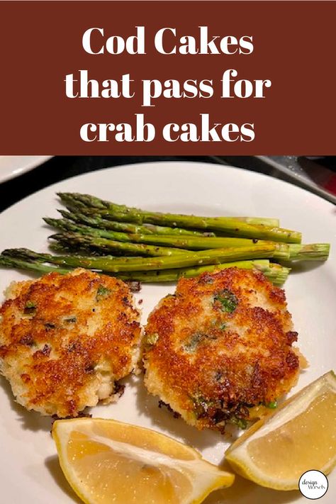 Cod Cakes Recipes, Cod Patties, Fish Cakes Recipe Easy, Recipes With Cod, Halibut Cakes, Cod Fish Cakes Recipe, Cod Fritters Recipe, Fish Chowder Recipe New England, Codfish Cakes