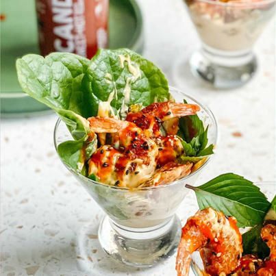 This Dynamite Prawn recipe is... - Maritime Madness Hot Sauce Dynamite Prawns, Prawns Appetizers, Shrimp Scallops, Crab Stuffed Shrimp, Hot Sauce Recipes, Prawn Recipes, Seafood Appetizers, Salad Leaves, Cracker Recipes