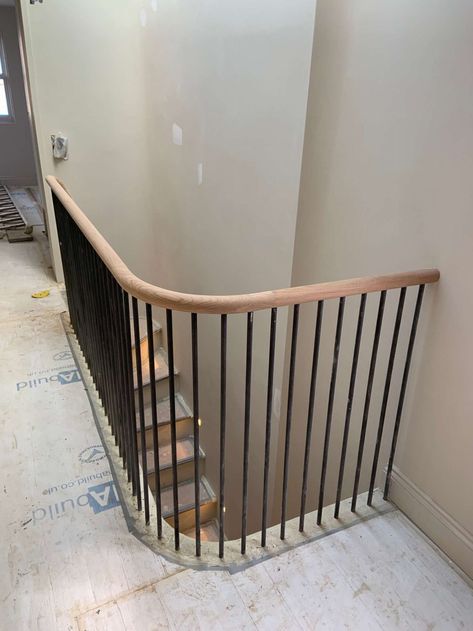 Solid Bannister Ideas, Metal Bannister Ideas, 1960s Staircase, Two Tone Staircase, Landing Ideas Upstairs, Banisters And Railings, Victorian Stairs, Stair Paneling, Interior Stair Railing