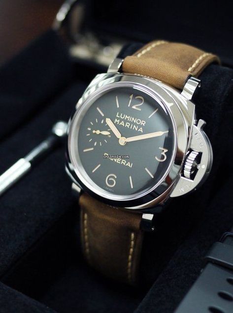 Iwc Watches Men, Apple Watch Men, Longines Watch Men, Nomos Watch, Cartier Watches Mens, Breitling Watches Mens, Oris Watches, Panerai Luminor Marina, Stylish Watches Men