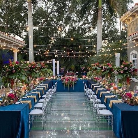 Covered Pool Wedding, Pool Cover For Wedding, Backyard Wedding With Pool, Backyard Wedding Rug Dance Floor, Dance Floor Over Pool Wedding, Pool Dance Floor, Pool Dance Floor Wedding, Pool Covering Dance Floor, Glass Pool Cover Wedding