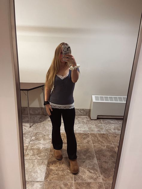 Cute Fall Outfit Aesthetic, Black Flare Leggings, Ugg Ultra Minis, Hollister Tee, Mirror Picture, Fall Outfit Inspo Black Flared Leggings Outfit, Outfit Aesthetic Black, Ultra Minis, Black Flare Leggings, Fall Outfit Aesthetic, Black Flared Leggings, Mirror Picture, Flared Leggings, Black Flare