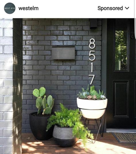 Charcoal painted brick Painted Brick Exteriors, Painted Brick House, Brick Exterior House, Casa Exterior, Painted Brick, Exterior Paint Colors, Exterior Brick, Brick House, West Elm