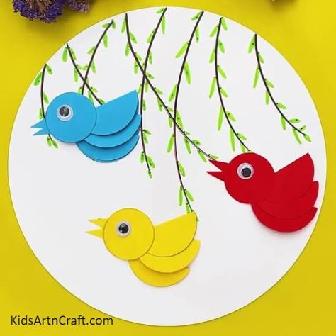 Pretty Paper Flying Birds Craft Step-by-step Tutorial For Kids Check more at https://www.kidsartncraft.com/paper-flying-birds-craft-tutorial/ How Do Birds Fly, Birds Craft, Paper Animal Crafts, Coconut Shell Crafts, Paper Folding Crafts, Easy Art For Kids, Printables Free Kids, Spring Crafts For Kids, Halloween Activities For Kids