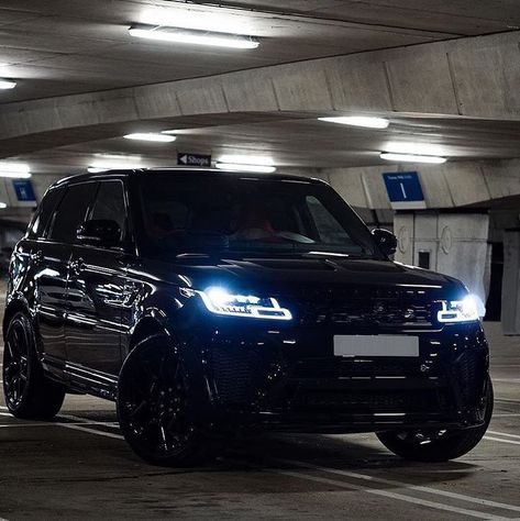 2,783 Likes, 13 Comments - Rangerovers (@rangeroverss) on Instagram: “Blend in with the shadows ⚫️👀 .  #rangeroverworld #rangeroversociety #rangeroverusa…” Range Rover Sport Black, Black Range Rover, Best Car Accessories, Dream Cars Range Rovers, Range Rover Black, Luxury Cars Range Rover, Trucks Lifted Diesel, Black Range, Lifted Chevy Trucks