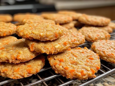 Peanut Butter And Carrot Dog Treats, Carrot Dog Treats, Carrot Dogs, Baking With Coconut Oil, Butter Carrots, Carrot Cookies, Dog Biscuit, Dog Biscuit Recipes, Peanut Butter Jar