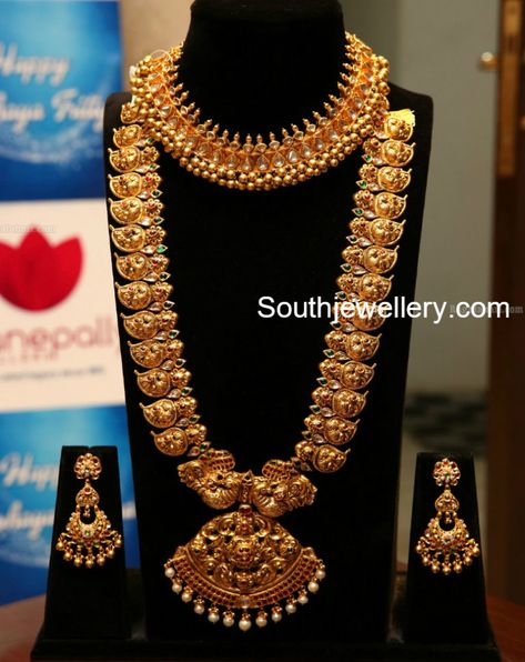 Antique Tussi Necklace and Long Haram photo Tussi Necklace, Mango Mala Jewellery, Temple Jewelry Necklace, Long Haram, Gold Temple Jewellery, Mala Jewelry, Antique Gold Jewelry Indian, Gold Necklace Indian Bridal Jewelry, Jewelry Set Design