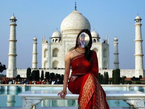 Taj Mahal Aishwarya Rai Pictures, Red Sari, 90s Bollywood, Aishwarya Rai Bachchan, Miss World, Aishwarya Rai, Beautiful Woman, Ayurveda, Bollywood Actress